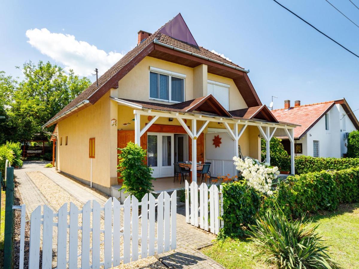 Holiday Home Jazmin By Interhome Balatonszarszo Exterior photo