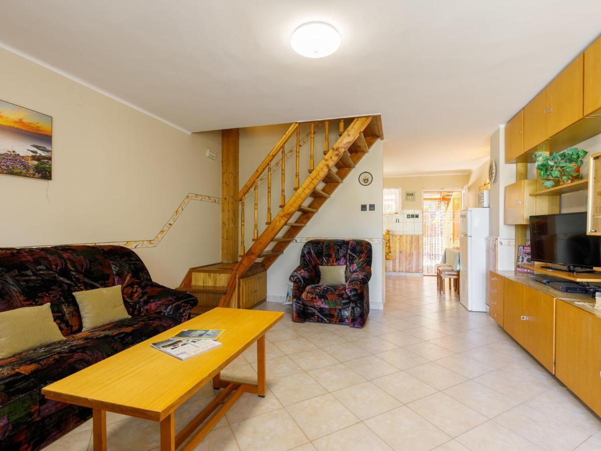 Holiday Home Jazmin By Interhome Balatonszarszo Exterior photo